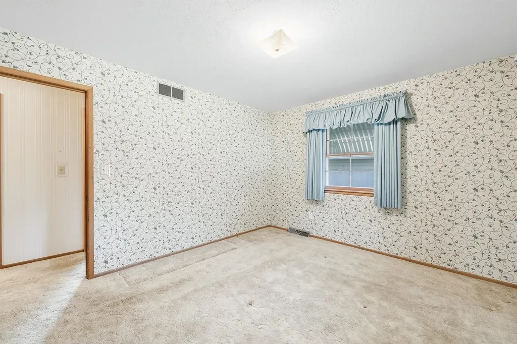 1209 N Sunset Drive Mulvane KS 67110