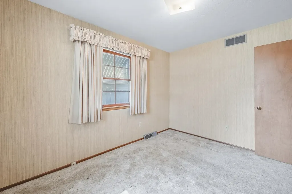 1209 N Sunset Drive Mulvane KS 67110