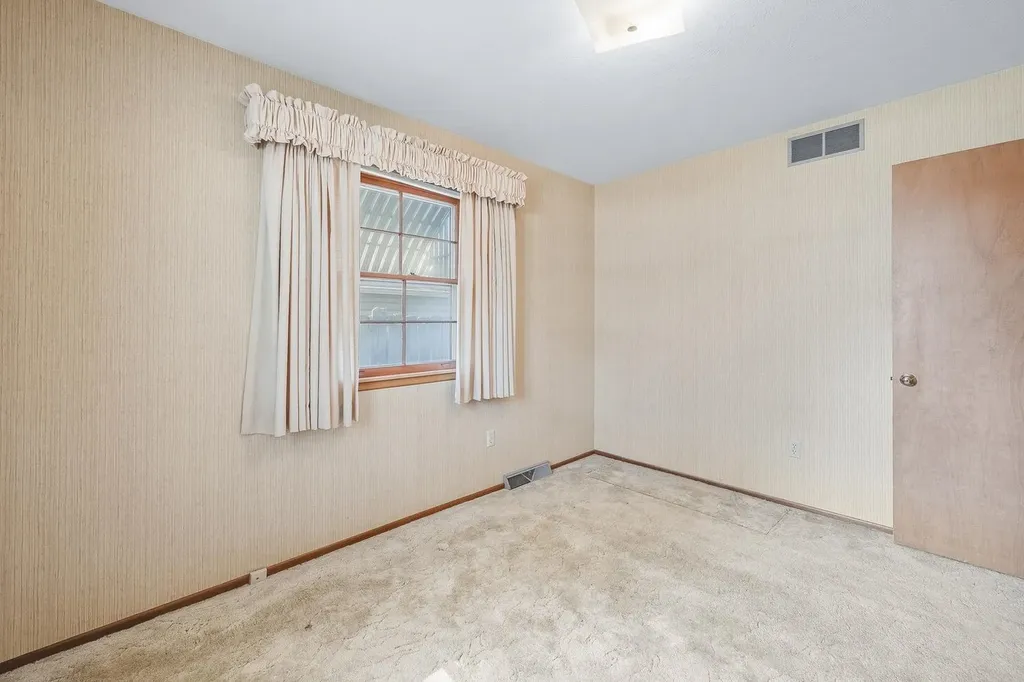 1209 N Sunset Drive Mulvane KS 67110