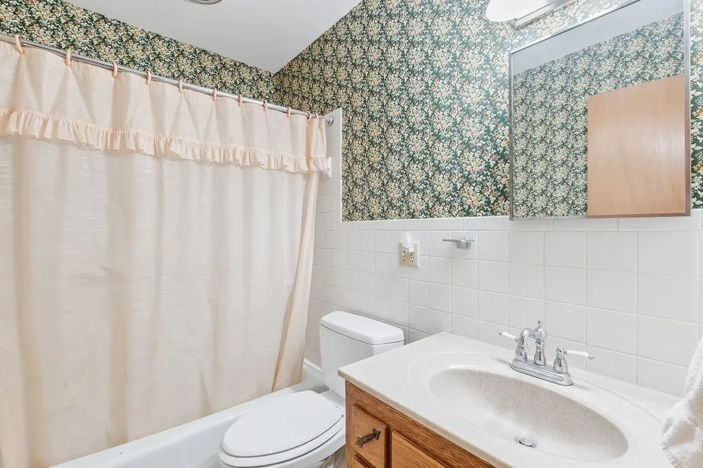 1209 N Sunset Drive Mulvane KS 67110