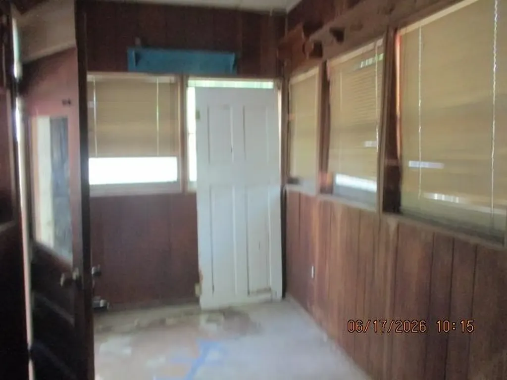 1400 Grand Avenue Parsons KS 67357