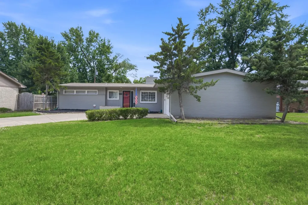 6119 E Oneida Avenue Wichita KS 67208