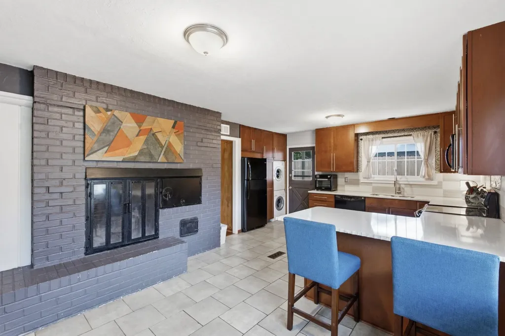 6119 E Oneida Avenue Wichita KS 67208