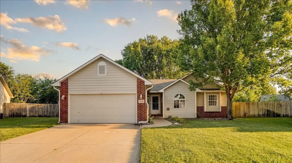 2721 N Stoney Point Court Wichita KS 67205