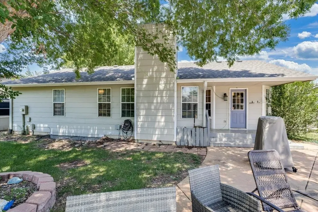 2721 N Stoney Point Court Wichita KS 67205