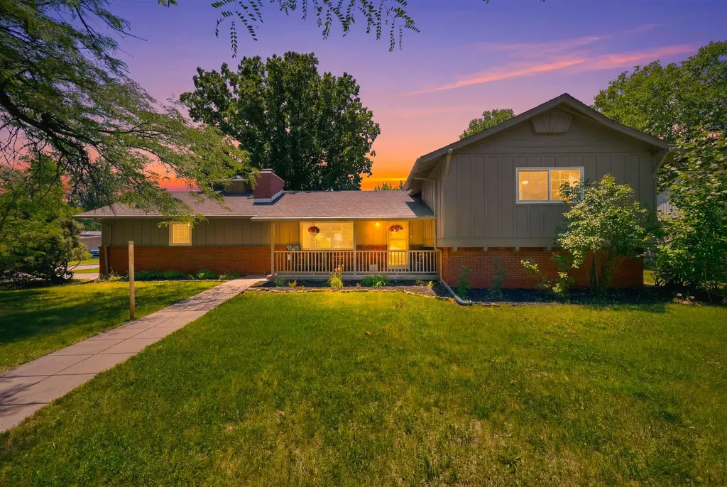 163 S Lochinvar Street Wichita KS 67207