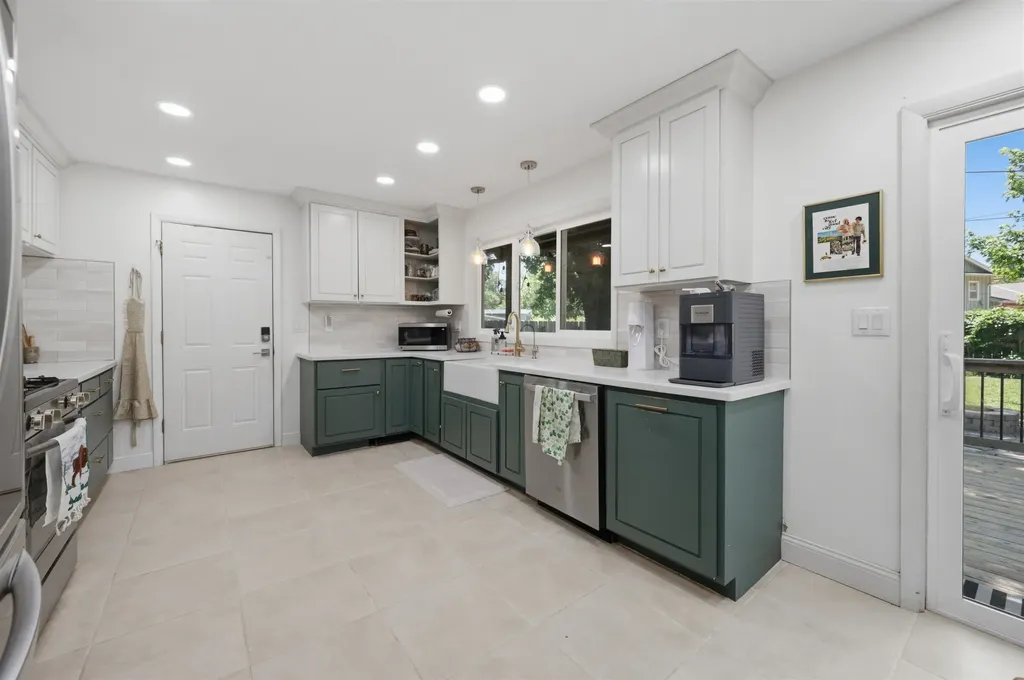 163 S Lochinvar Street Wichita KS 67207
