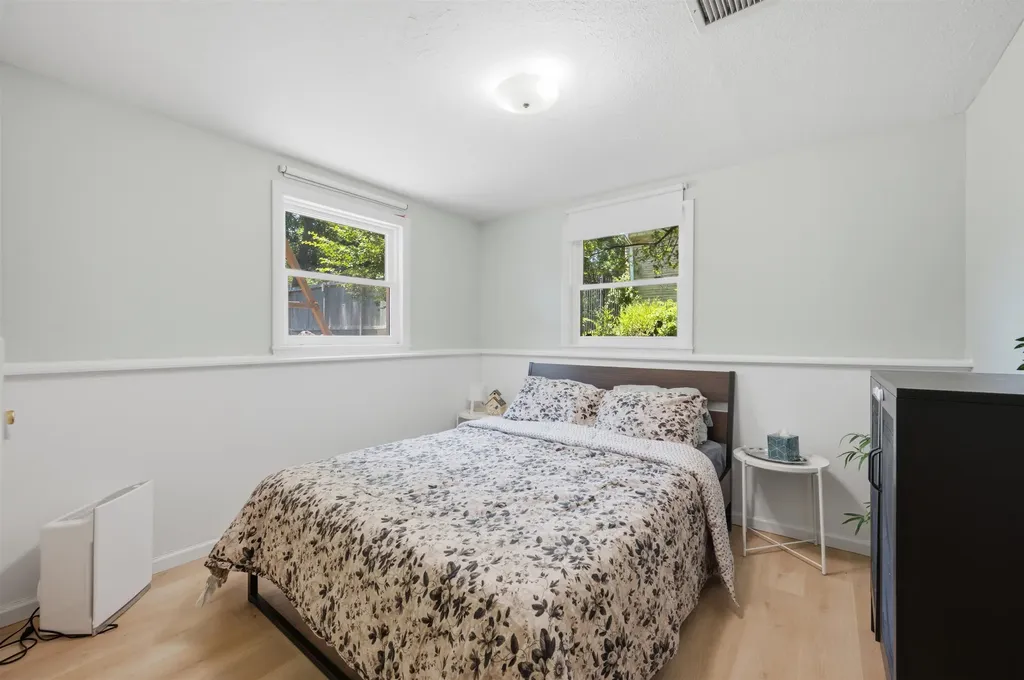 163 S Lochinvar Street Wichita KS 67207