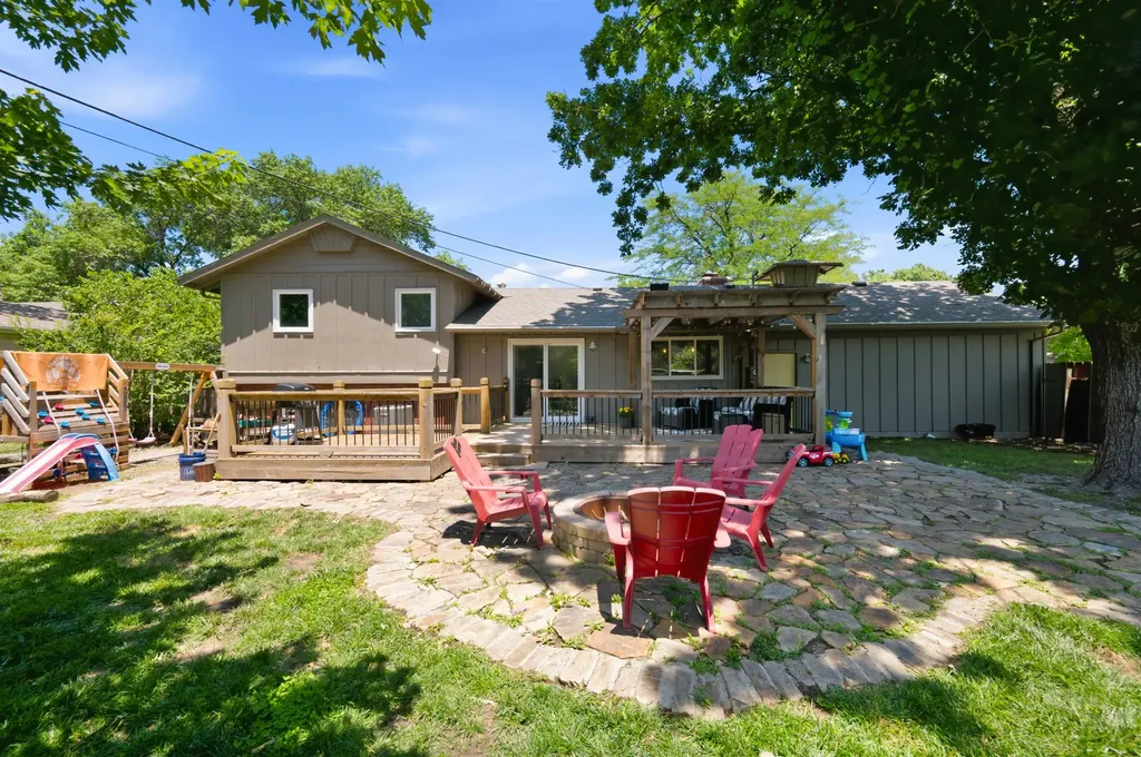 163 S Lochinvar Street Wichita KS 67207