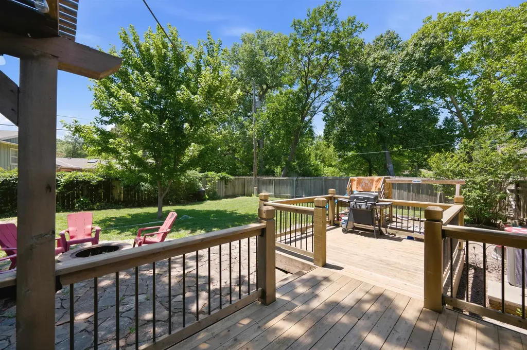 163 S Lochinvar Street Wichita KS 67207