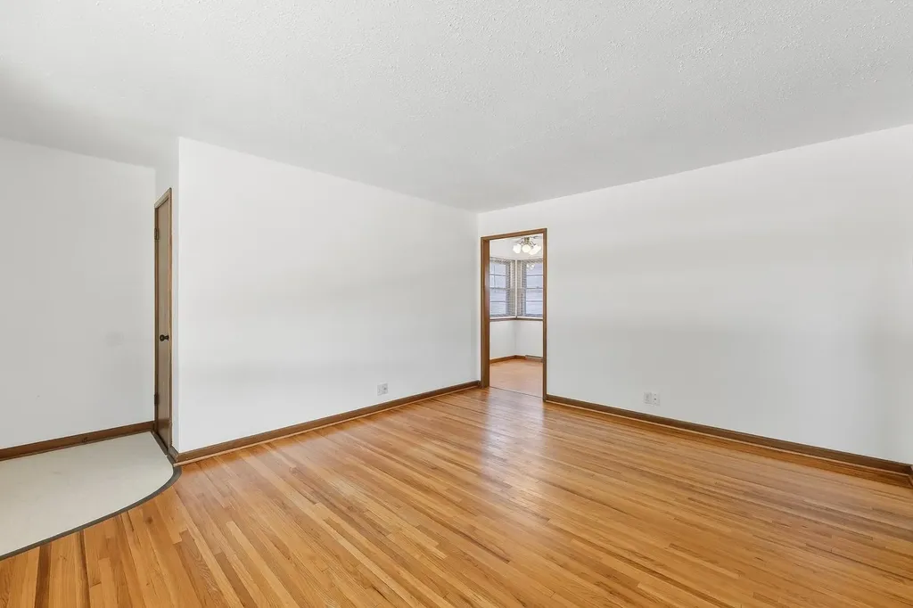1232 E El Monte Street Wichita KS 67216