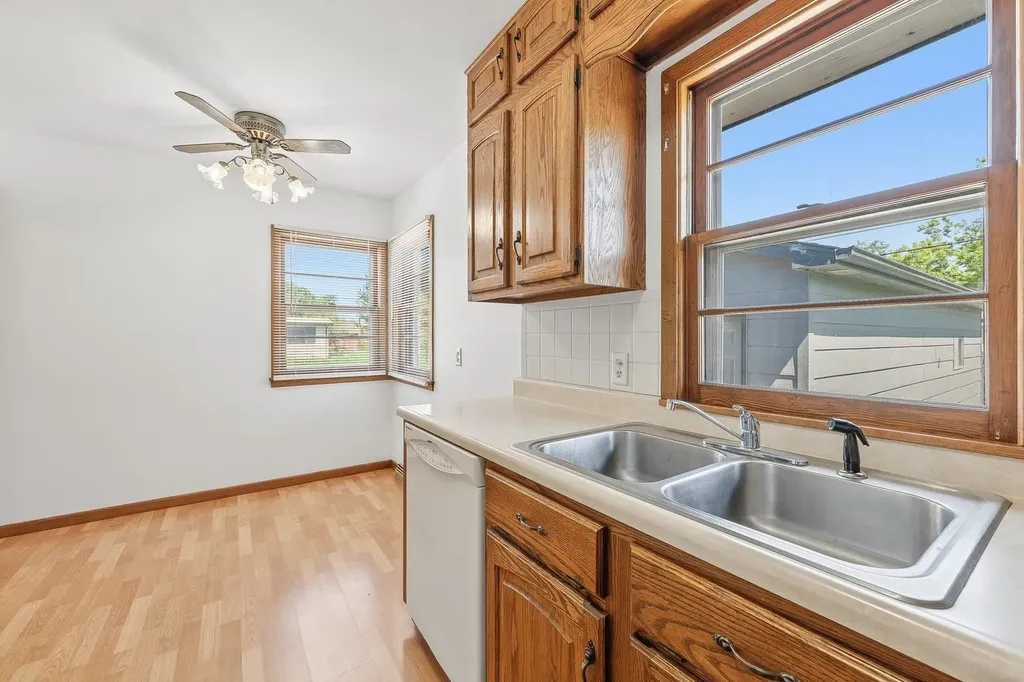 1232 E El Monte Street Wichita KS 67216
