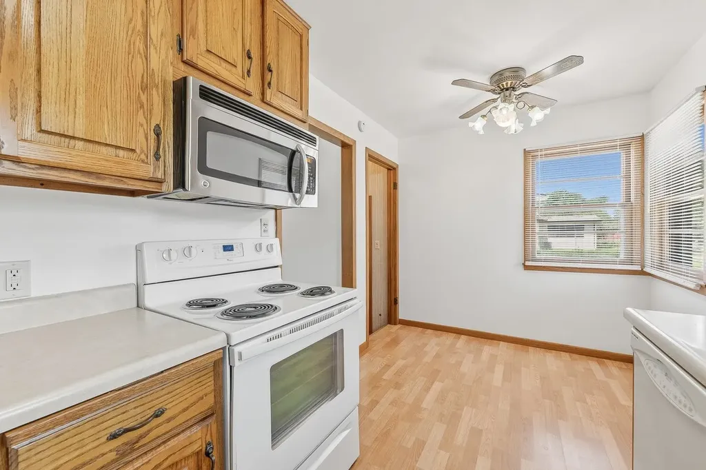 1232 E El Monte Street Wichita KS 67216