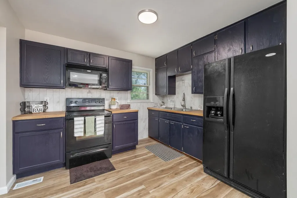 542 W Sunrise Drive Wichita KS 67217