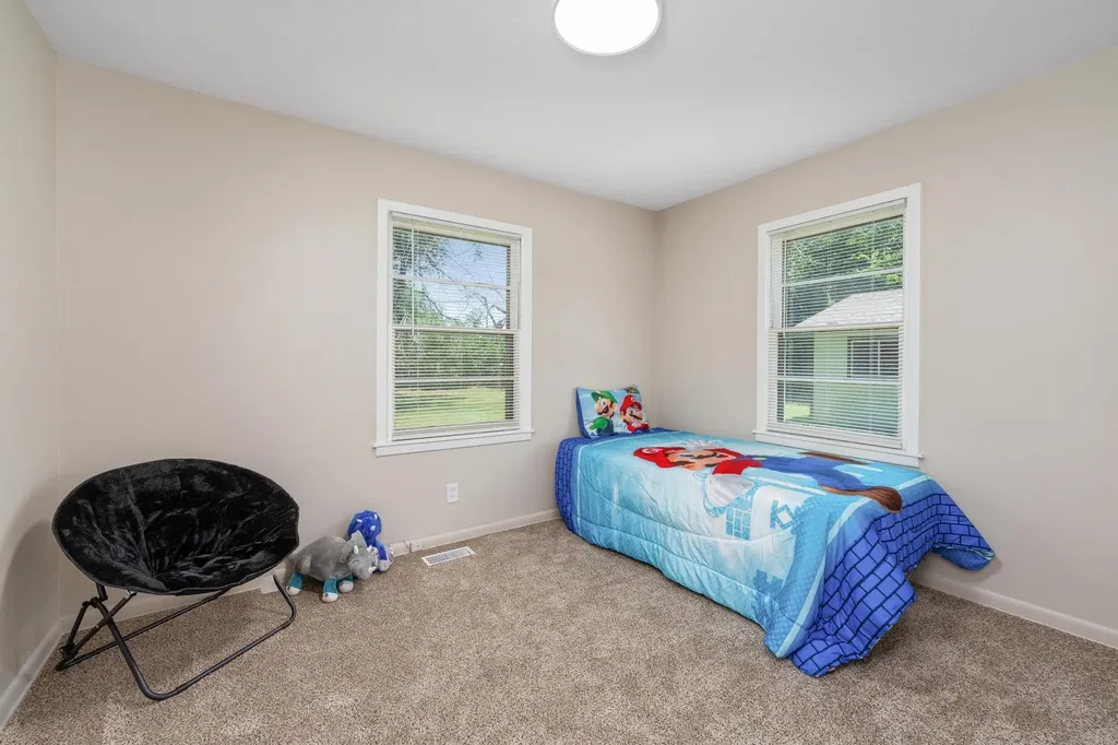 542 W Sunrise Drive Wichita KS 67217