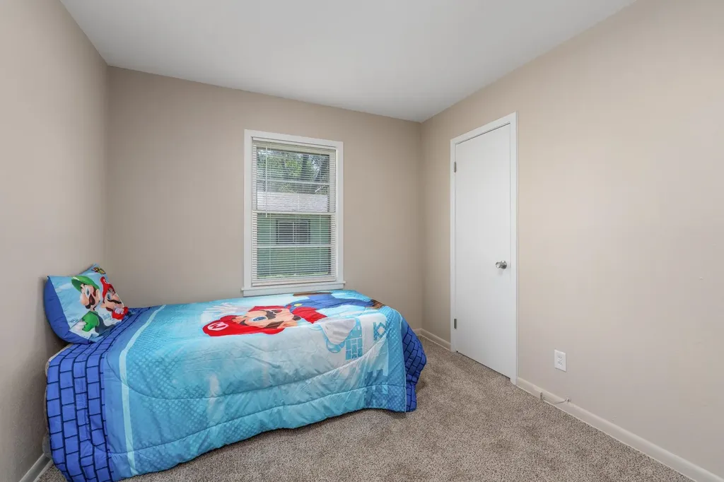 542 W Sunrise Drive Wichita KS 67217