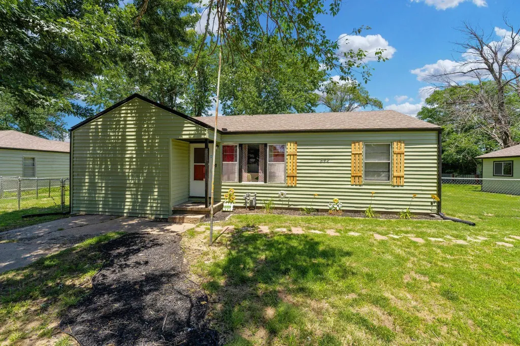 542 W Sunrise Drive Wichita KS 67217