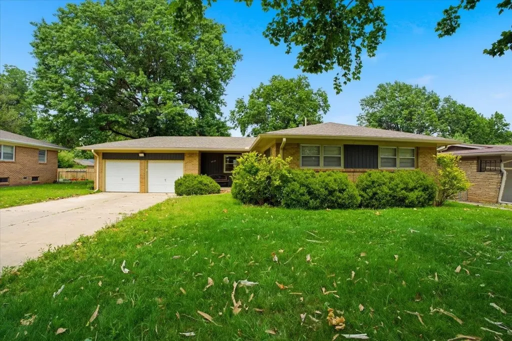 9900 W Tee Lane Wichita KS 67212