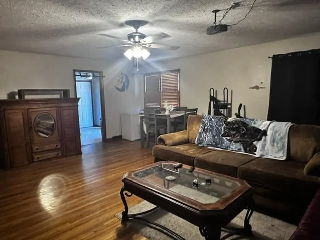 1302 W Casado Street Wichita KS 67217