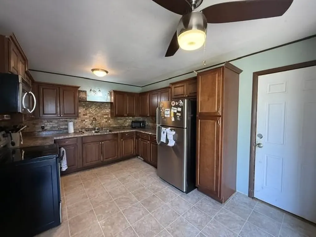 1302 W Casado Street Wichita KS 67217