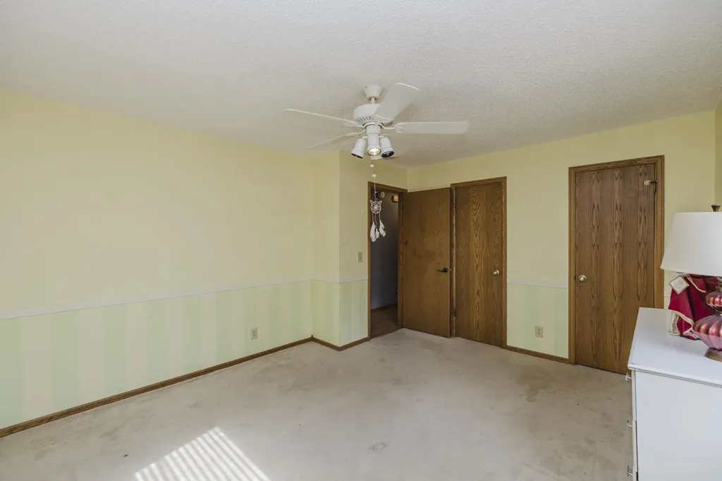1431 N Fieldcrest Wichita KS 67212