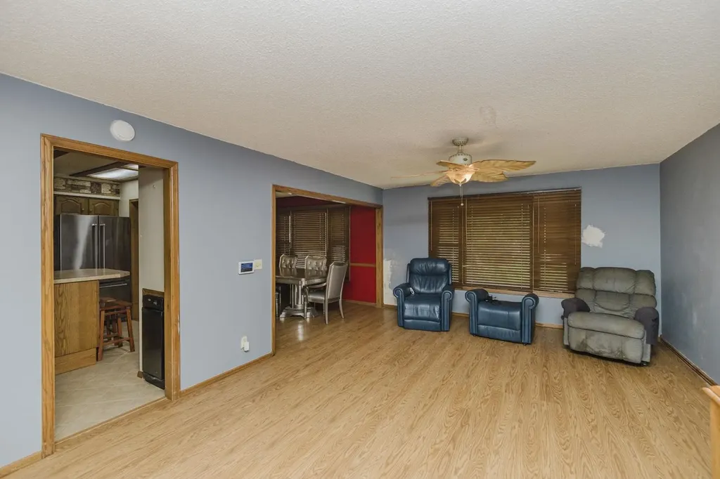 1431 N Fieldcrest Wichita KS 67212