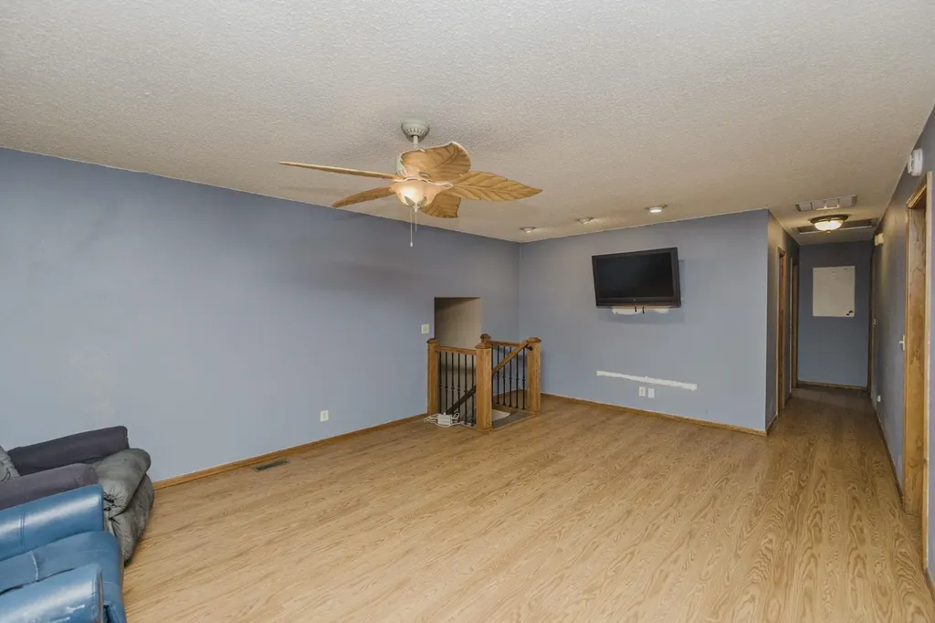 1431 N Fieldcrest Wichita KS 67212