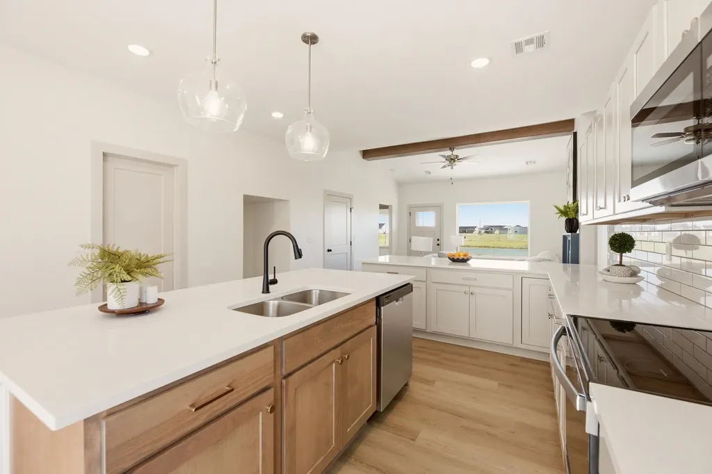 3528 N Azalea Street Maize KS 67223