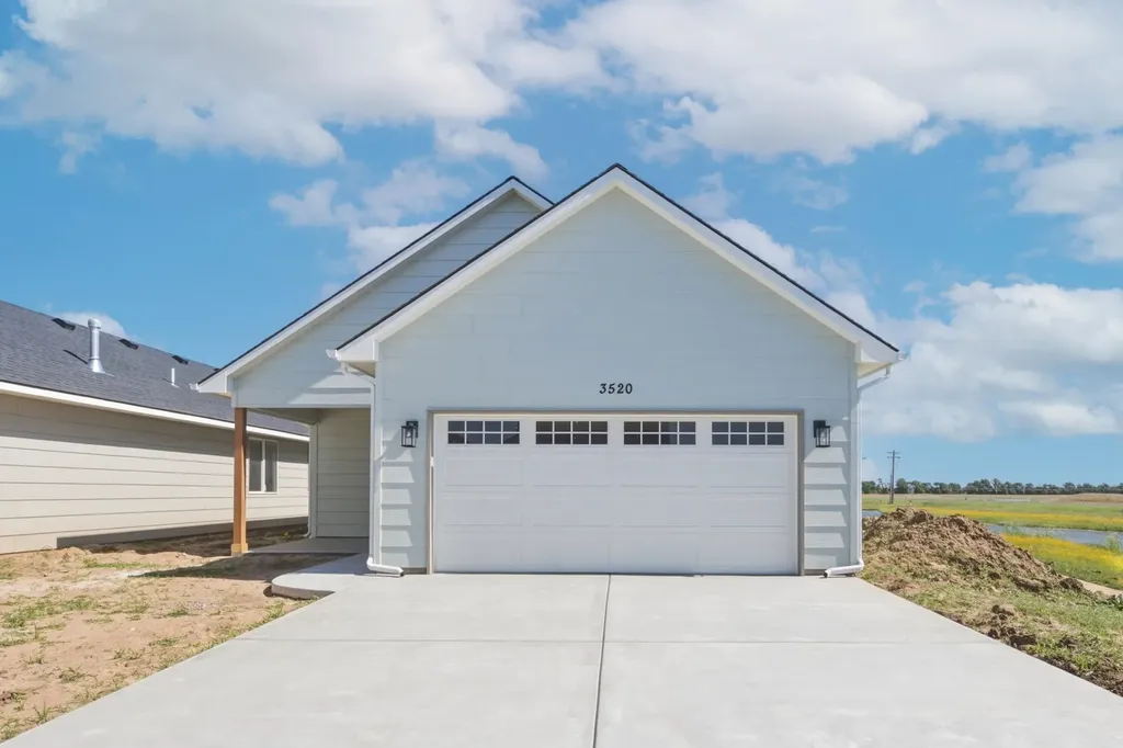 3520 N Azalea Street Maize KS 67223