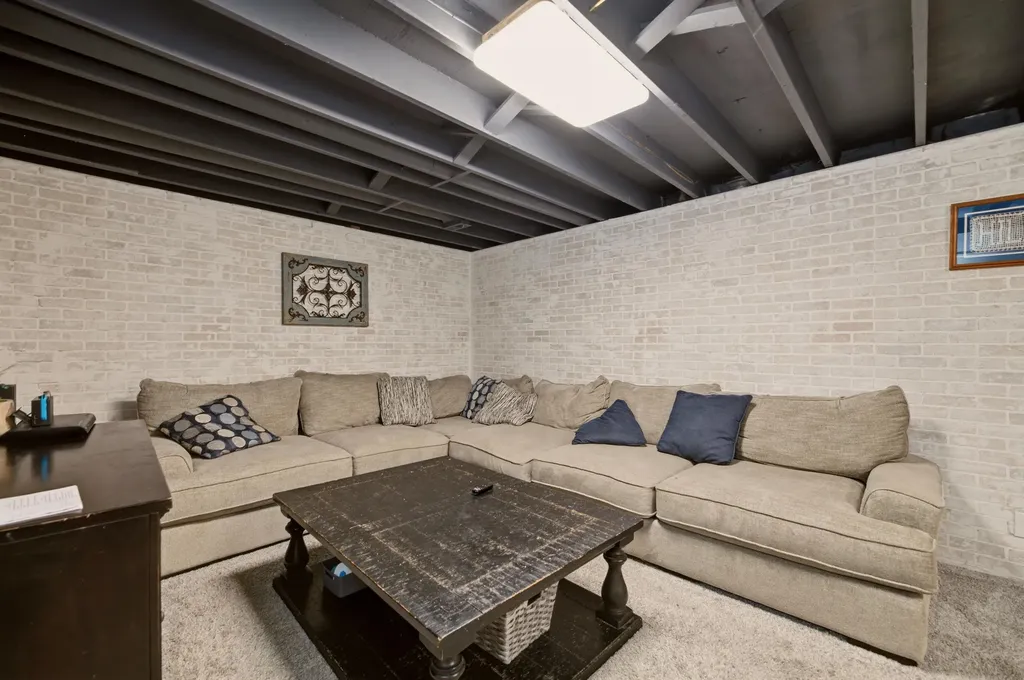 419 N Sedgwick Avenue Burrton KS 67020