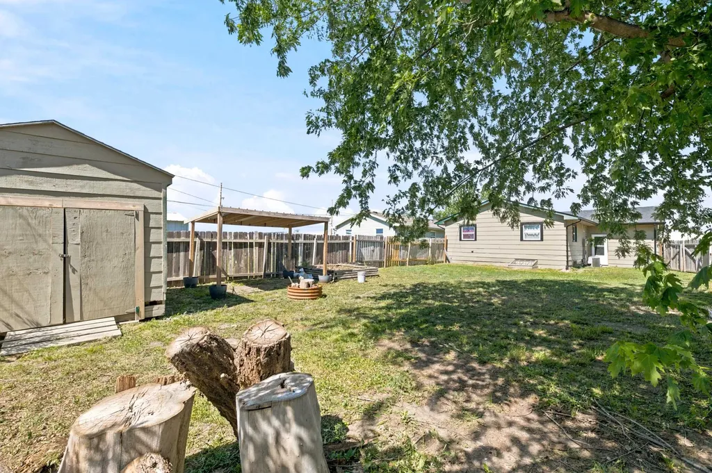 419 N Sedgwick Avenue Burrton KS 67020