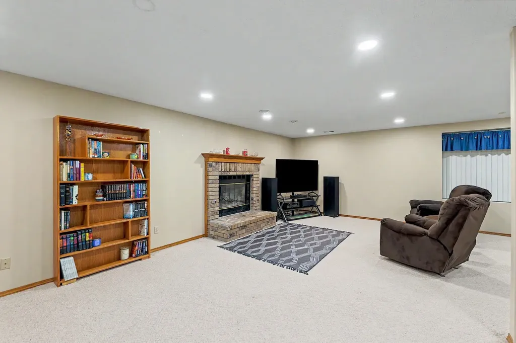 10931 W Dora Wichita KS 67209