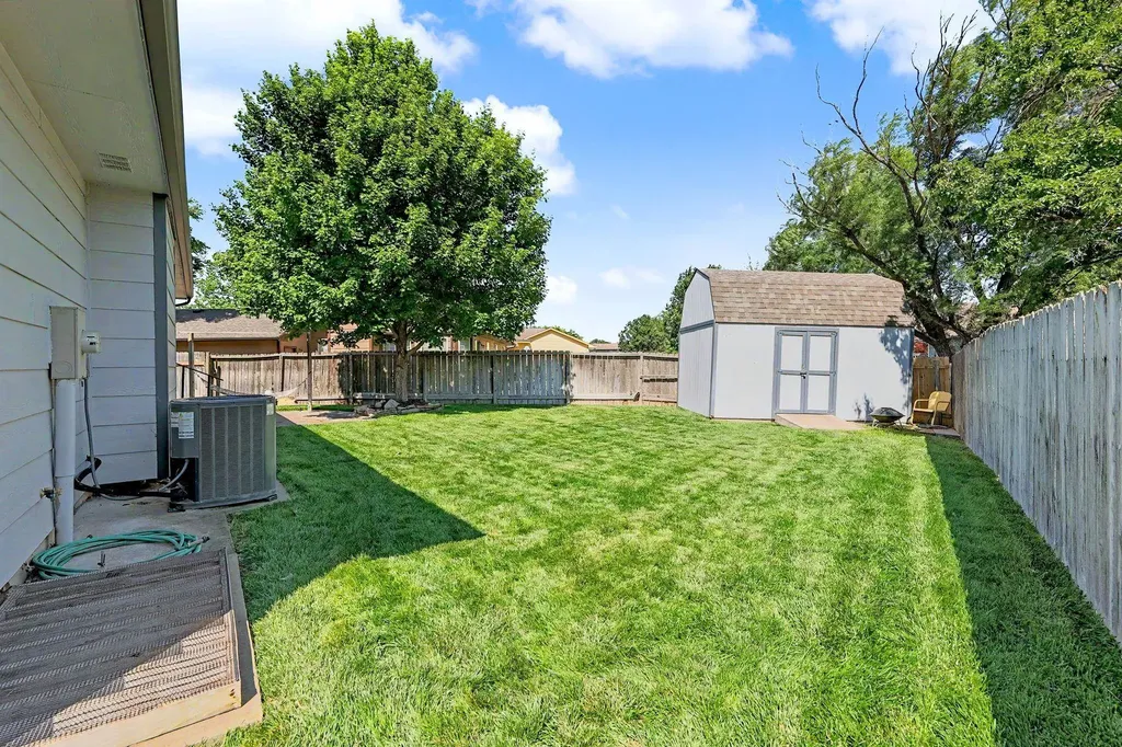 10931 W Dora Wichita KS 67209