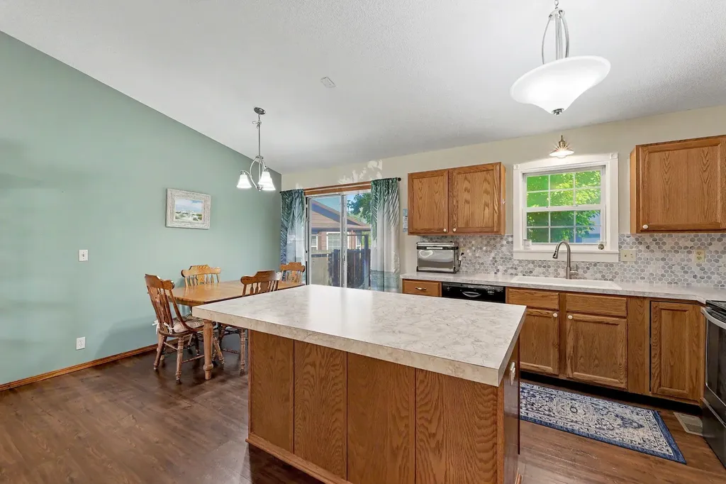 10931 W Dora Wichita KS 67209