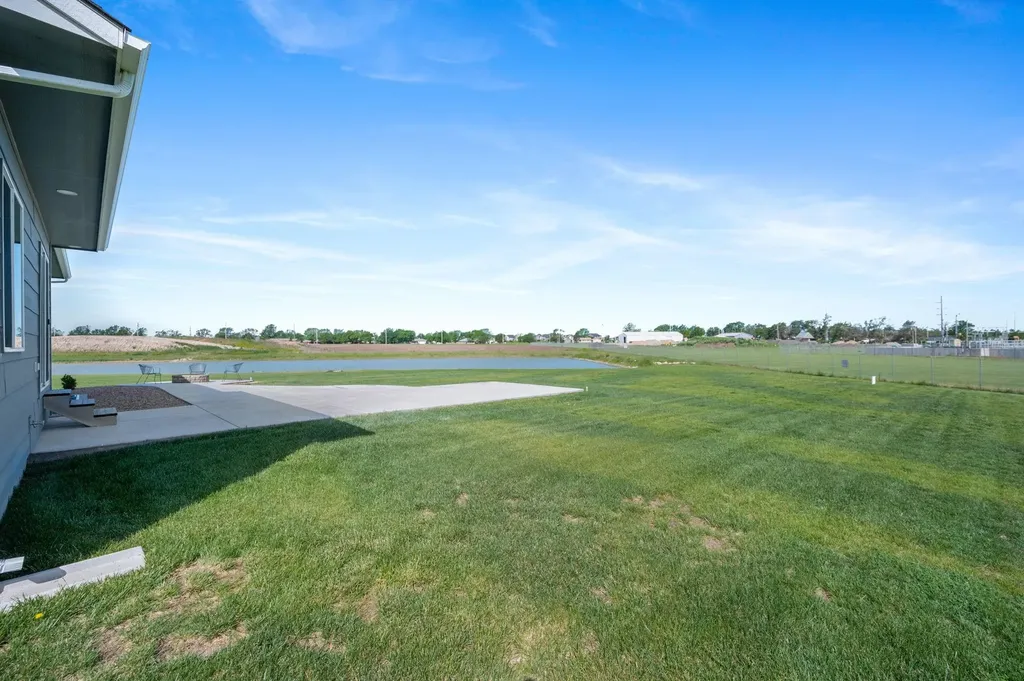 768 E Sunset Circle Goddard KS 67052