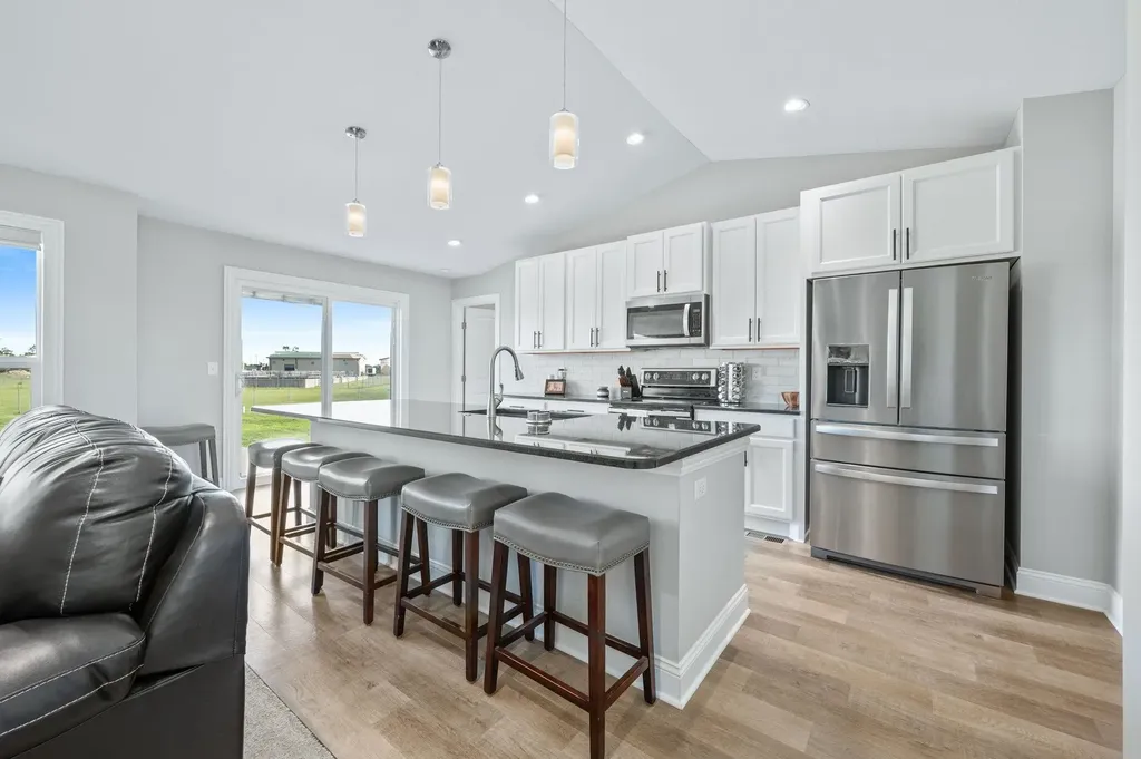 768 E Sunset Circle Goddard KS 67052