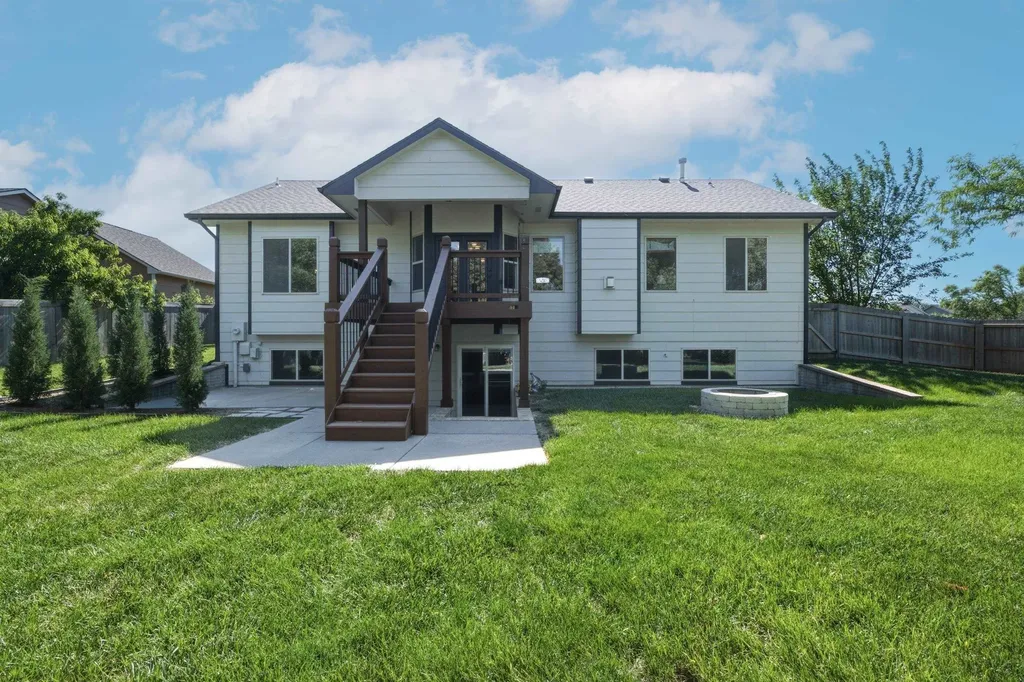 2503 N Springdale Circle Wichita KS 67228