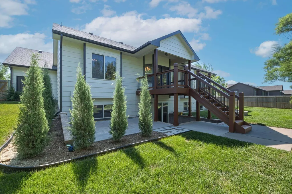 2503 N Springdale Circle Wichita KS 67228