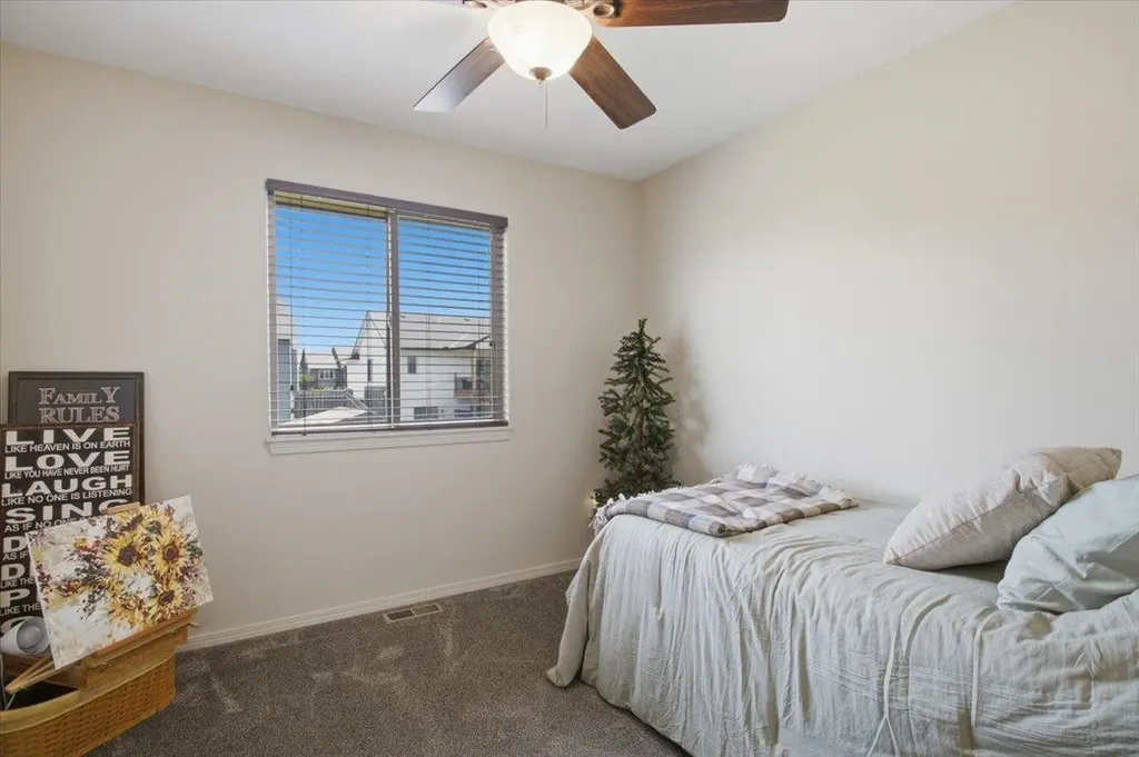 5374 N Rock Spring Street Bel Aire KS 67226-3200