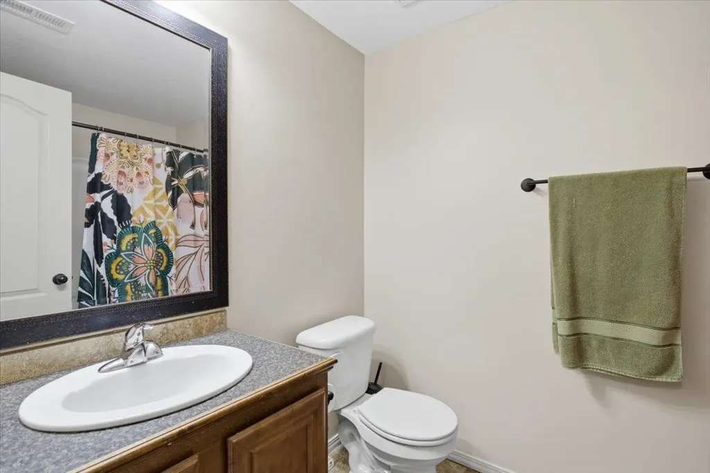 5374 N Rock Spring Street Bel Aire KS 67226-3200