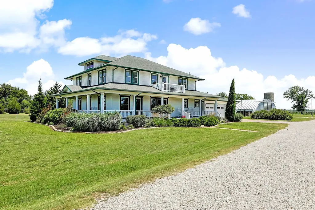 7550 S 327th Street W Cheney KS 67025