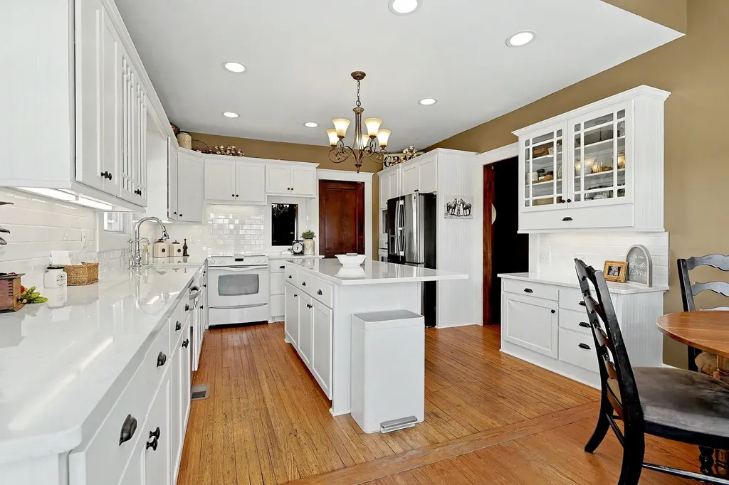 7550 S 327th Street W Cheney KS 67025