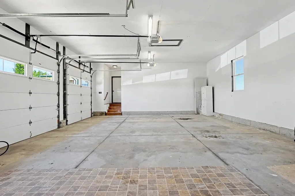 7550 S 327th Street W Cheney KS 67025
