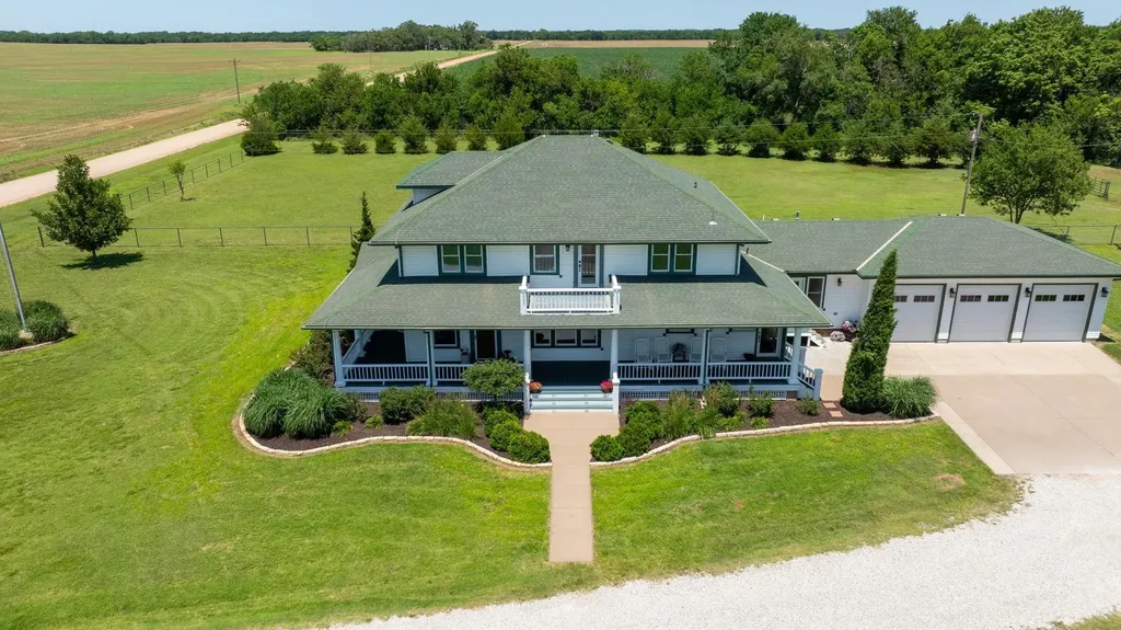 7550 S 327th Street W Cheney KS 67025