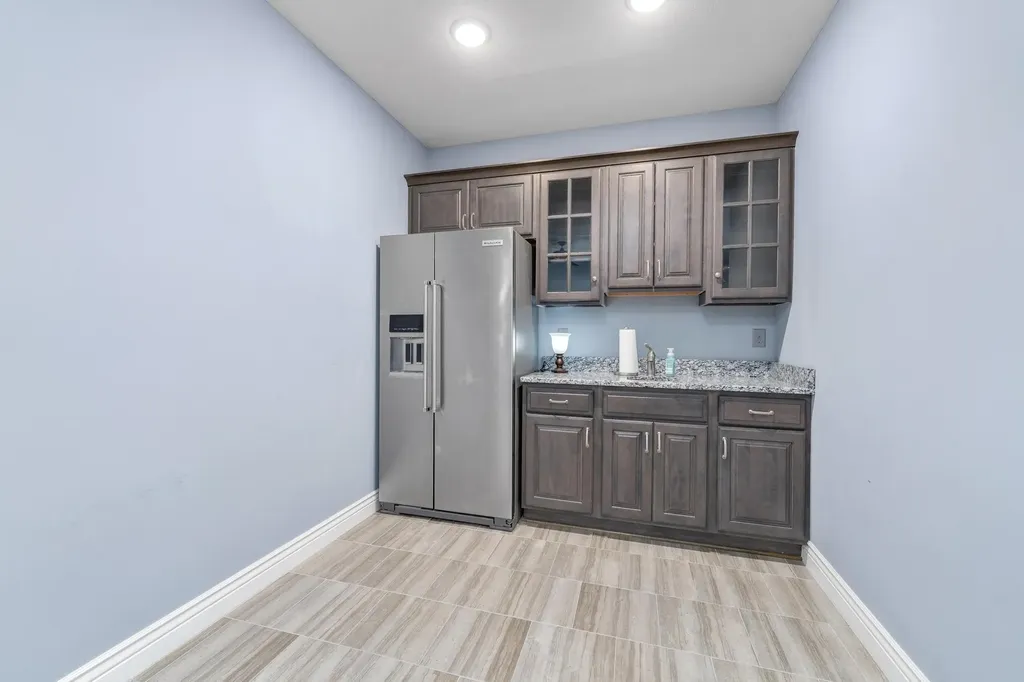 1521 N Obsidian Court Wichita KS 67235