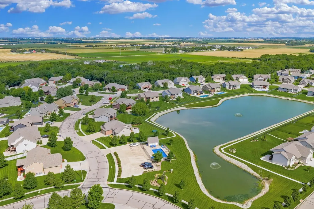1521 N Obsidian Court Wichita KS 67235