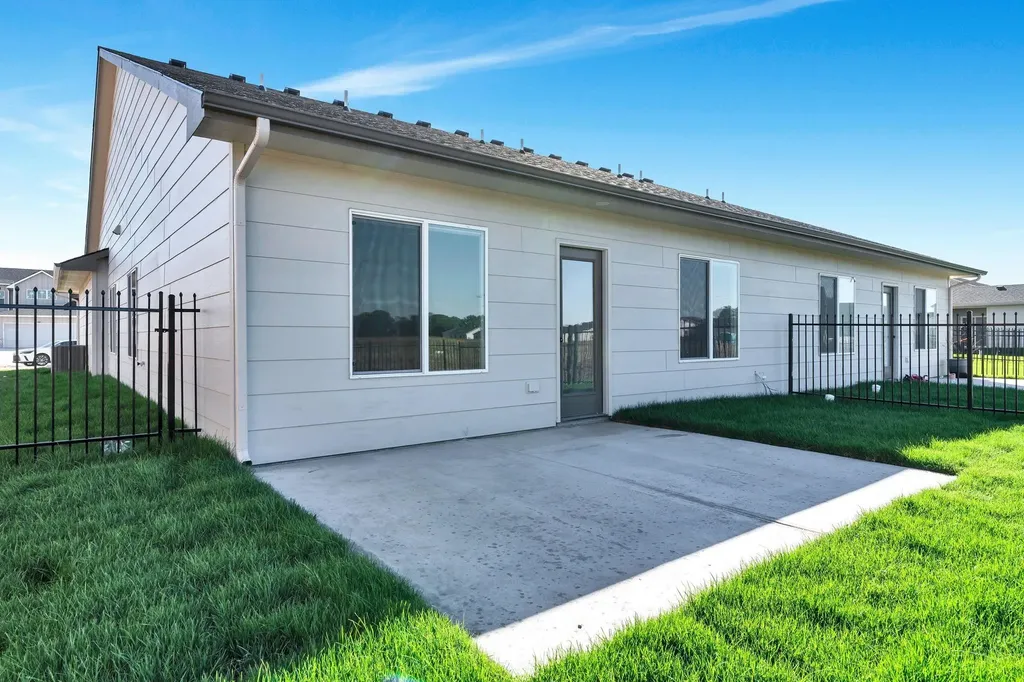 230 & 232 N Mendocino Street Goddard KS 67052
