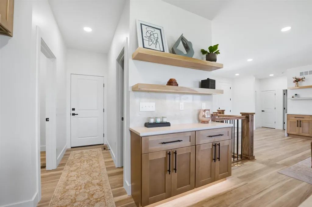 2739 E Ironstone Street Park City KS 67219