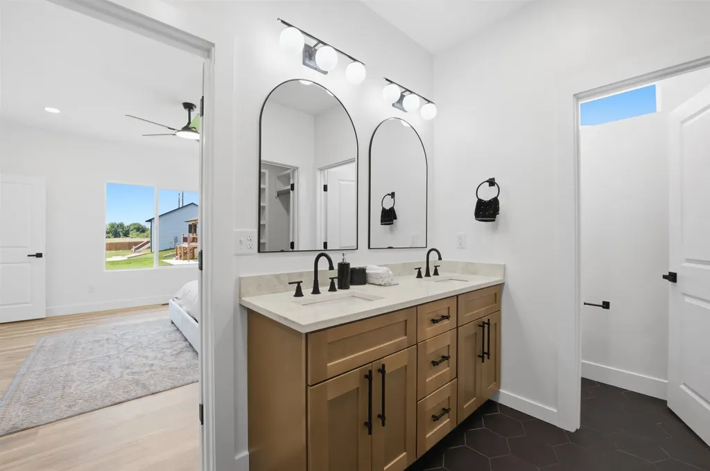 2739 E Ironstone Street Park City KS 67219