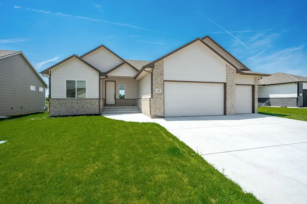 2739 E Ironstone Street Park City KS 67219